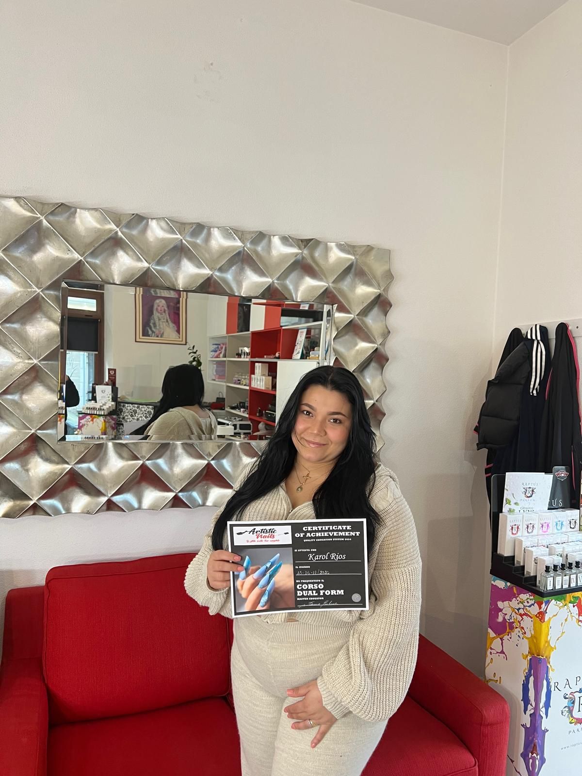Karol Rios con attestato Corso Dual Form