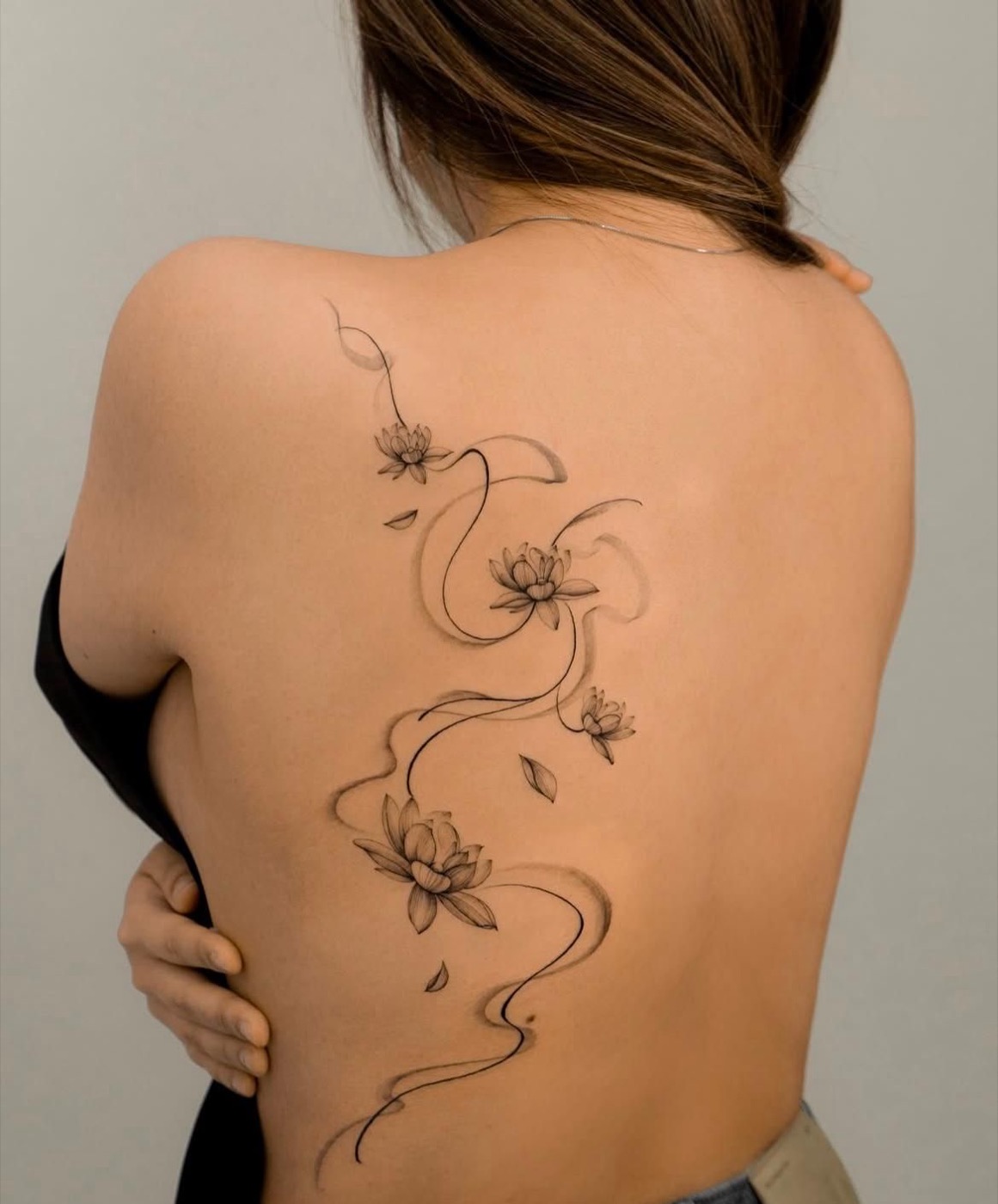 Minimal tattoo fine line
